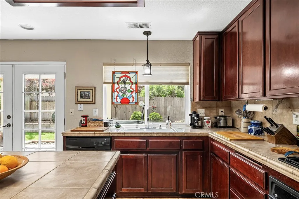 Additional image 7 of 1885 Autumn hill lane, Chico, CA 95928