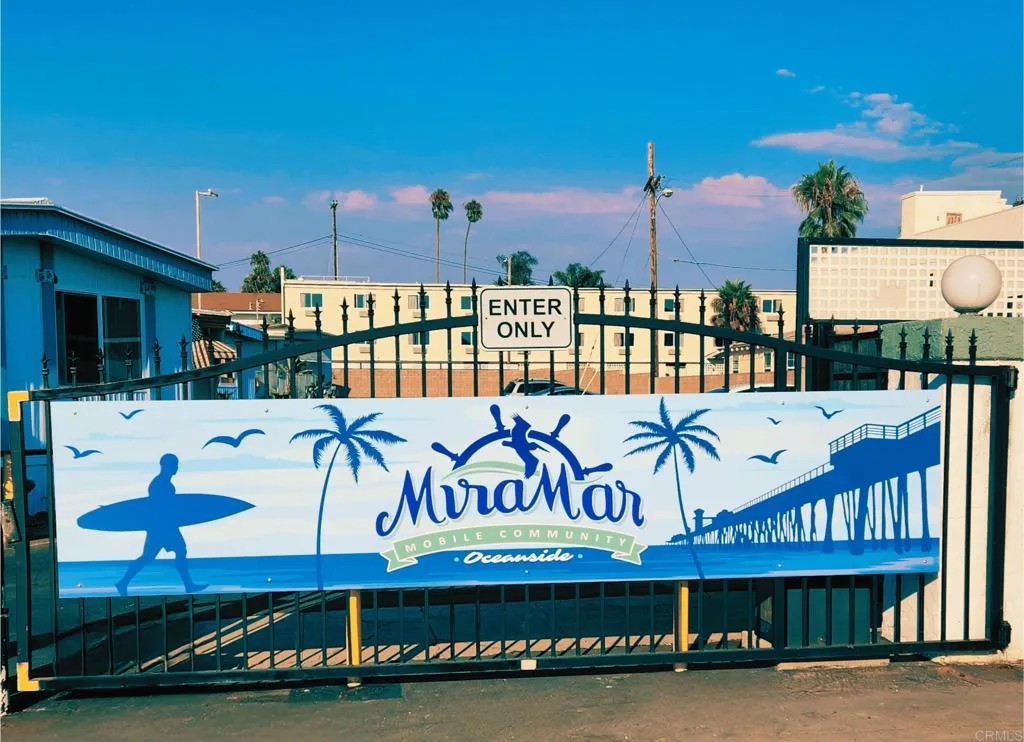 900 N Cleveland Street Unit 3, Oceanside, CA 92054