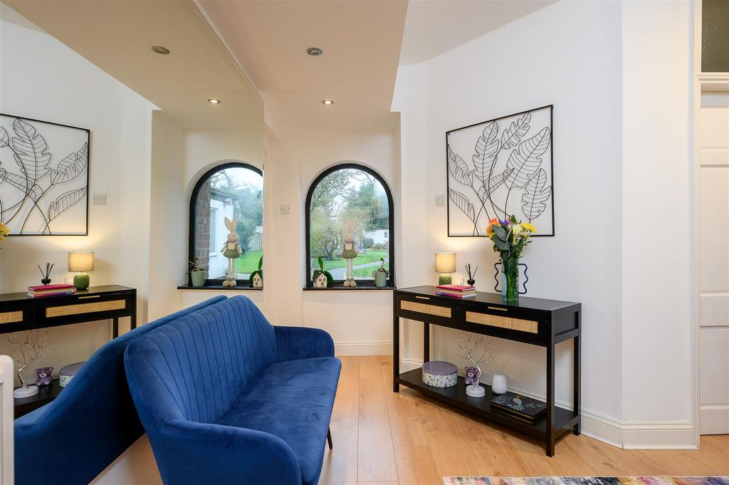 Additional image 14 of 5 bed semi-detached house to rentHopgrove Lane North, Malton Rd, York YO32
