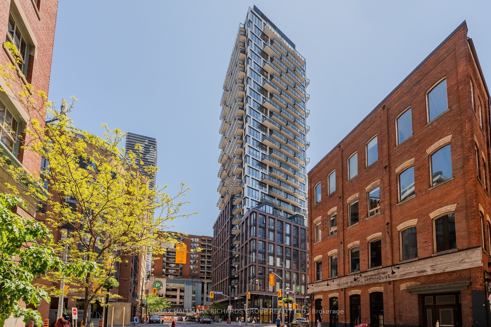 2404-2A Church Street, Toronto, ON, M5E 0E1