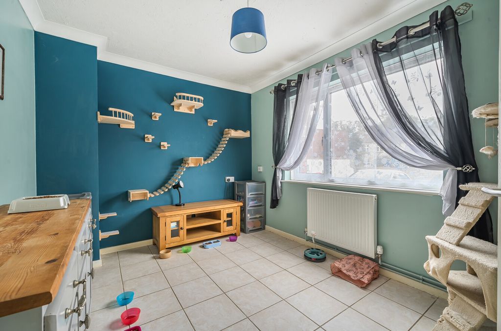 Additional image 11 of 4 bed detached house for saleForton Road, Chard, Somerset TA20