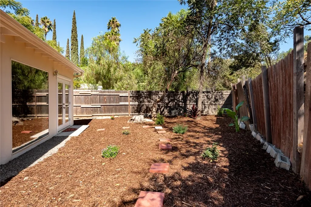Additional image 43 of 10416 Clybourn Avenue, Shadow Hills, CA 91040