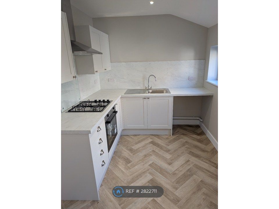 Additional image 2 of 2 bed flat to rentHawarden Road, Colwyn Bay LL29