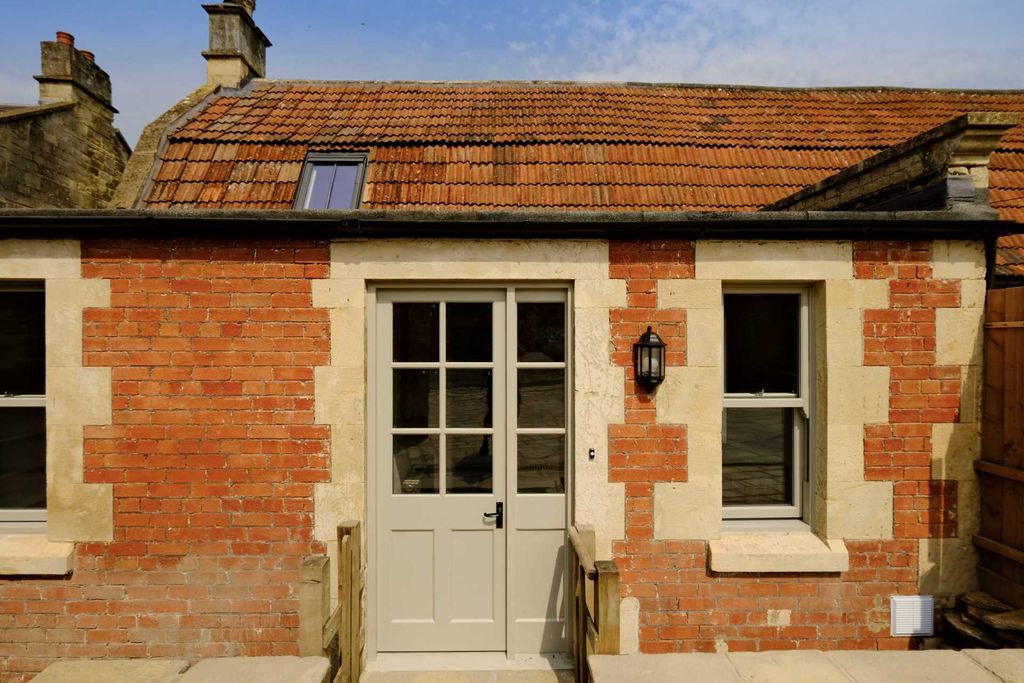 Additional image 24 of 3 bed property to rentHigh Street, Box SN13