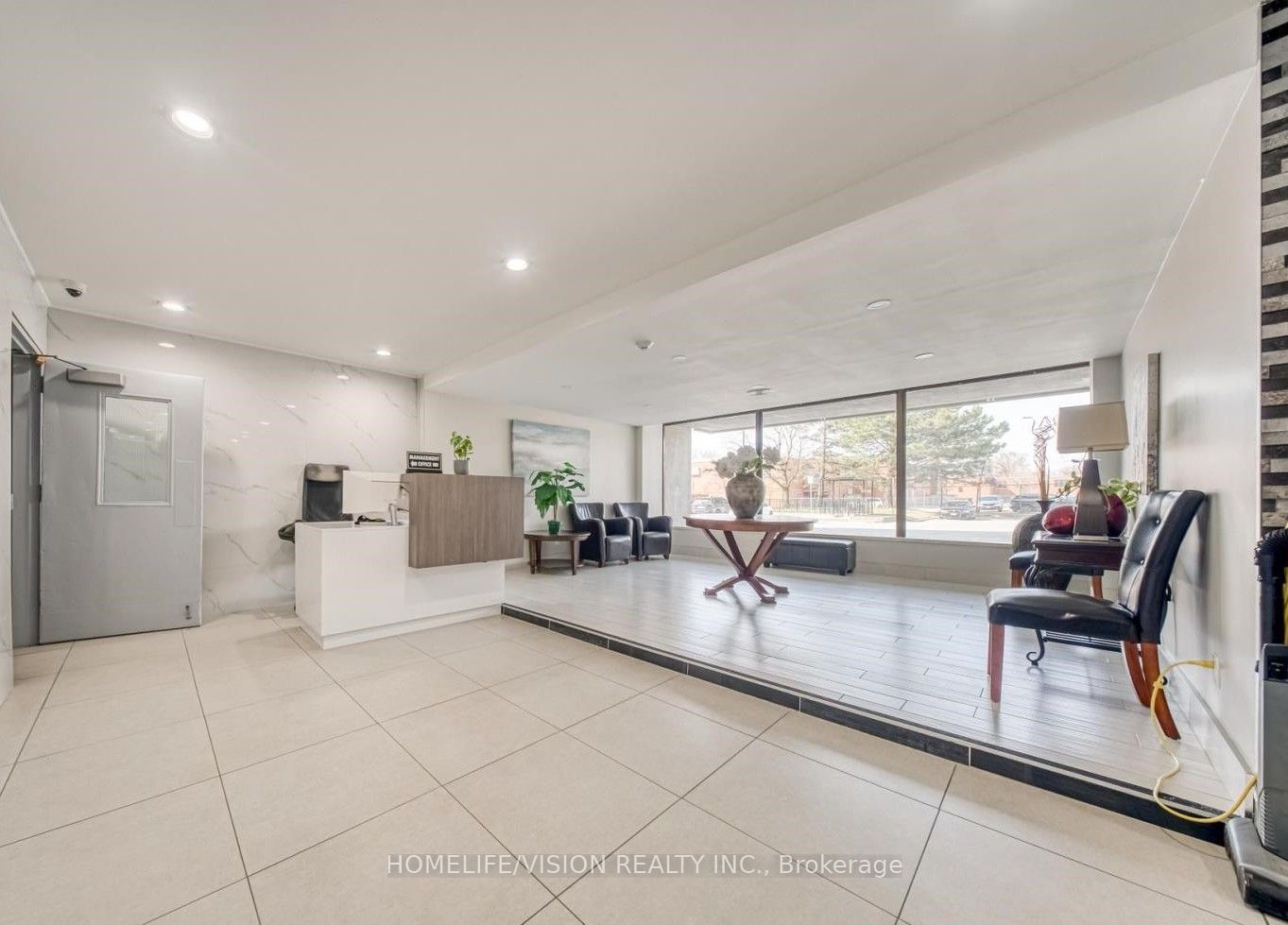 Additional image 2 of 809-1338 York Mills Road, Toronto, ON, M3A 3M3