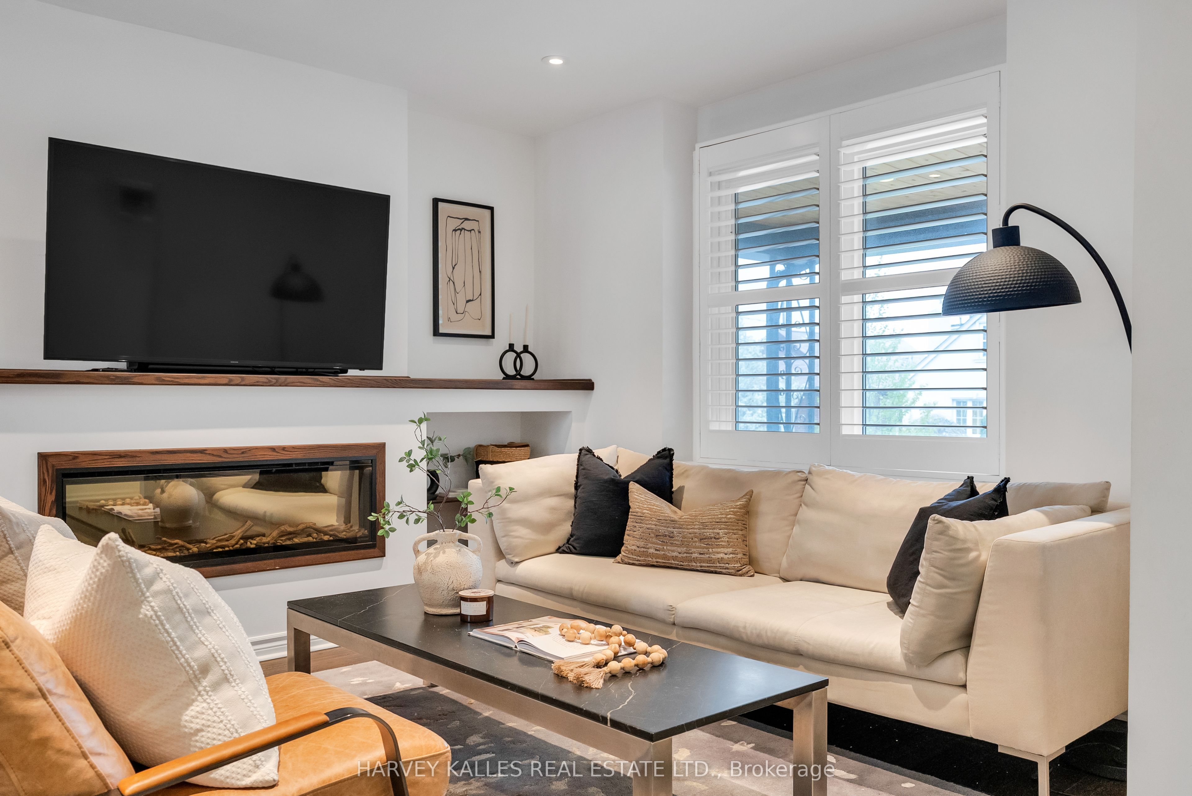 Additional image 6 of 326 Glenholme Avenue, Toronto, ON, M6E 3E3