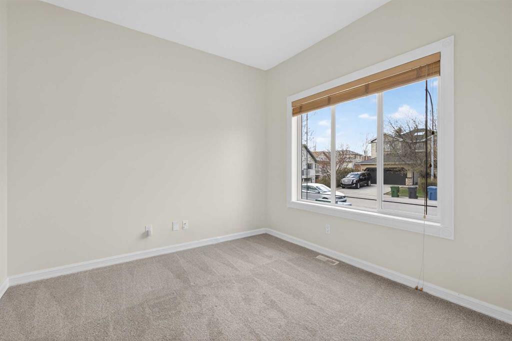 Additional image 5 of 172 Cove Drive, Chestermere, AB, T1X1E5
