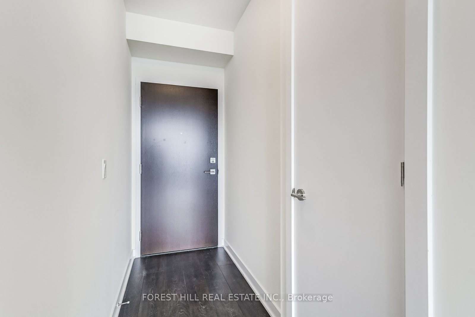 Additional image 6 of 5703-2221 Yonge Street, Toronto, ON, M4S 2B4