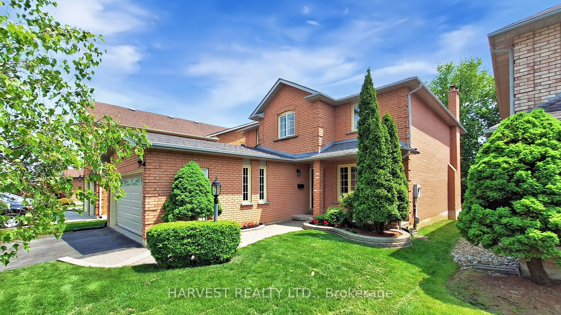 Additional image 2 of 57 Summitcrest Drive, Richmond Hill, ON, L4S 1A7
