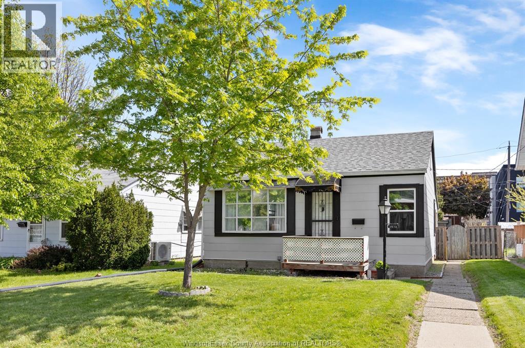 1512 Goyeau Street, Windsor, ON, N8X3L4