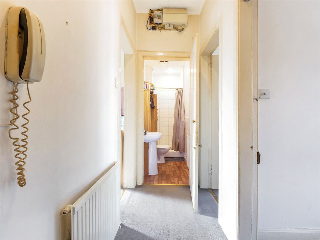 Additional image 4 of 2 bed flat for saleHigh Glencairn Street, Kilmarnock, East Ayrshire KA1
