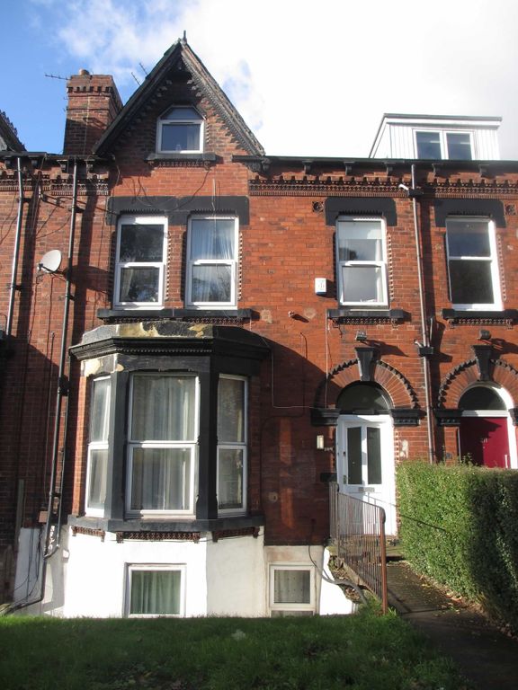 Additional image 2 of 6 bed flat to rentHyde Park Road, Leeds LS6