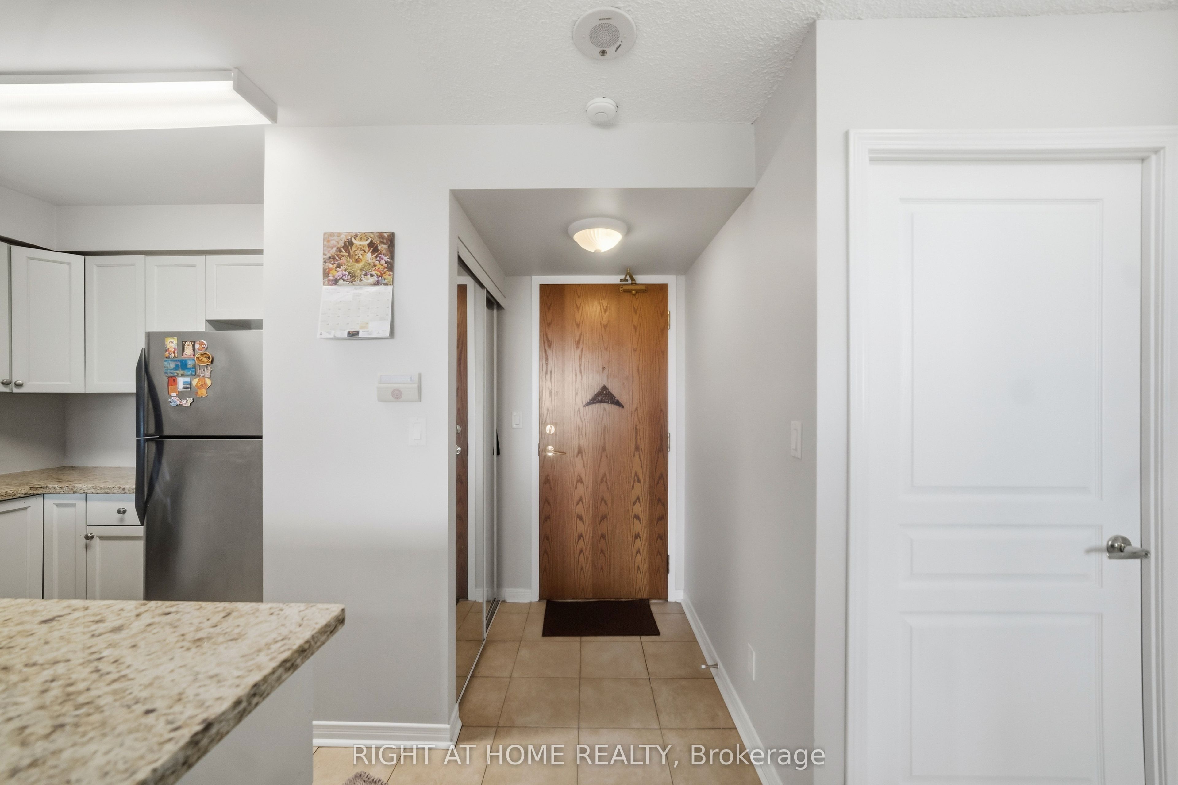 Additional image 3 of 607-4879 Kimbermount Avenue, Mississauga, ON, L5B 0H8