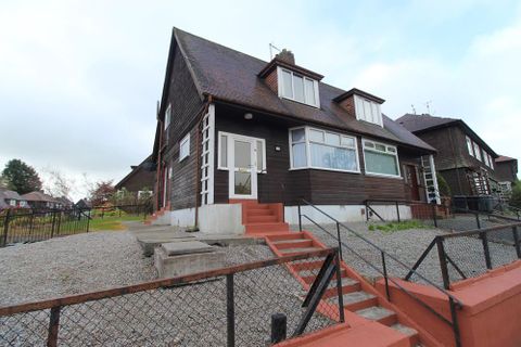 Auchinyell Road, Garthdee AB10