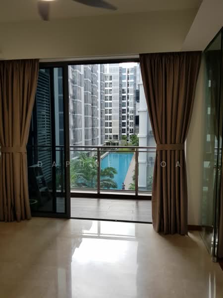 69 Punggol Central photo 3