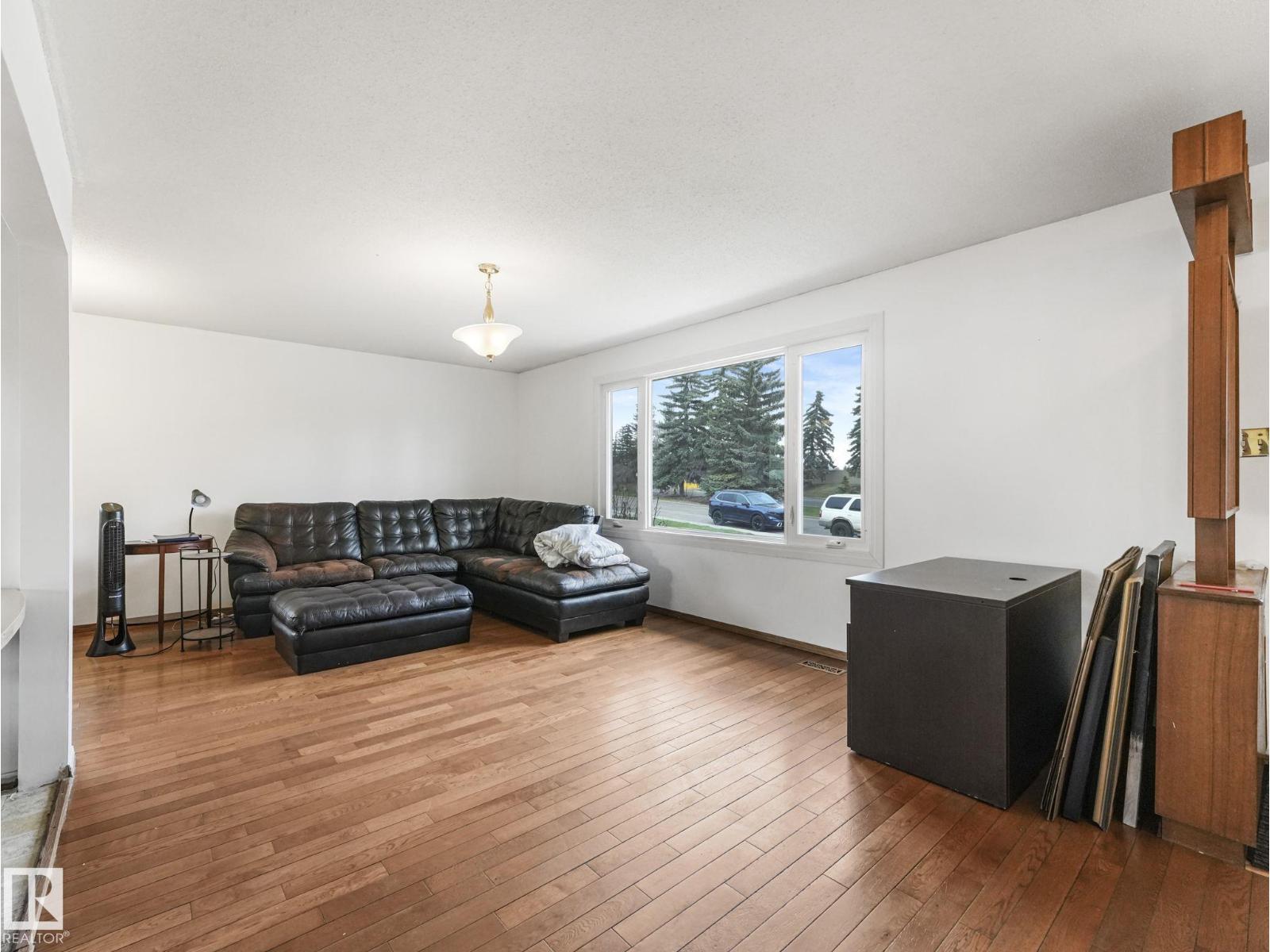 Additional image 5 of 14024 69 Street NW, Edmonton, AB, T5C0H8