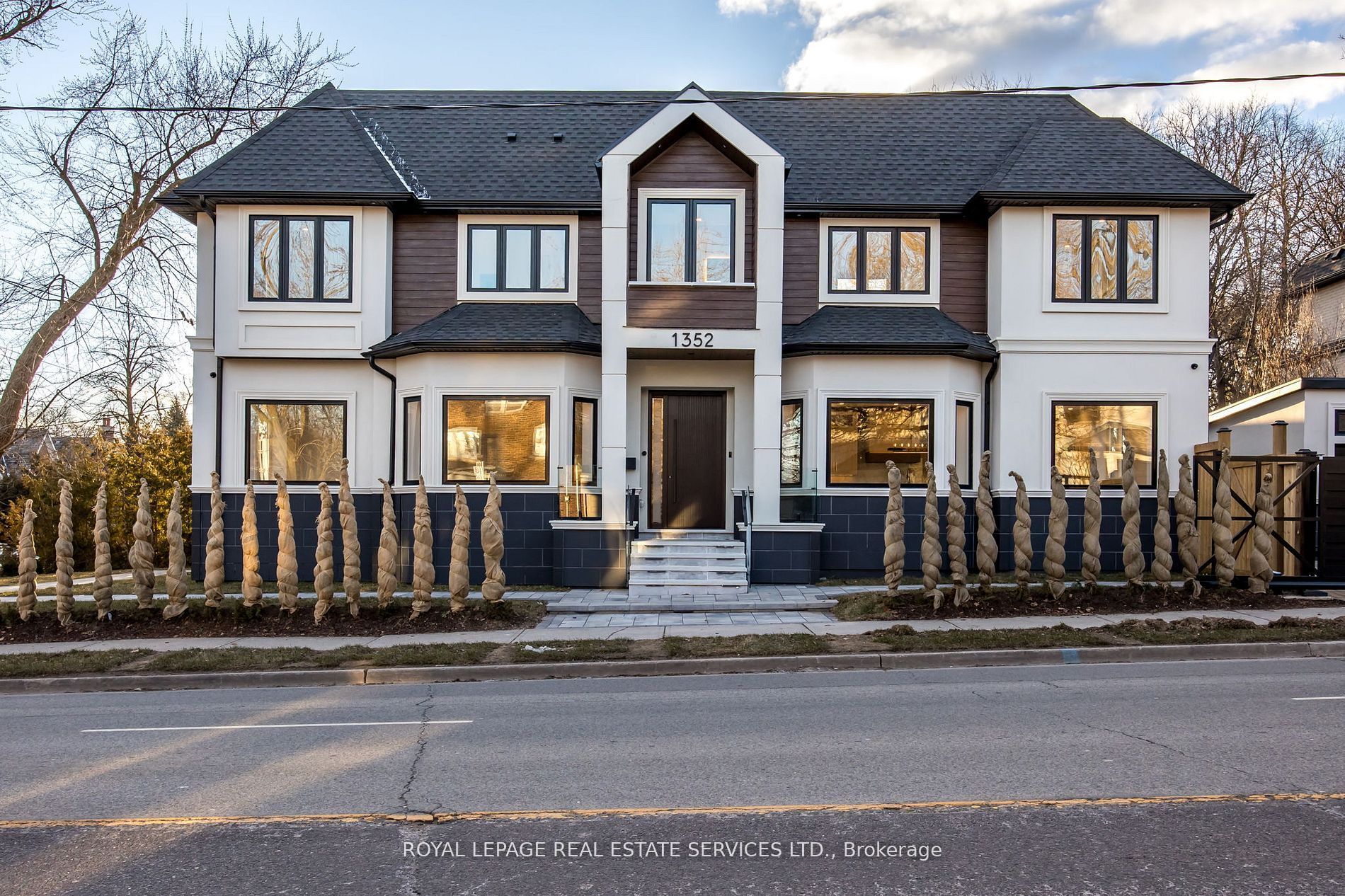 Additional image 3 of 1352 Mount Pleasant Road, Toronto, ON, M4N 2T5