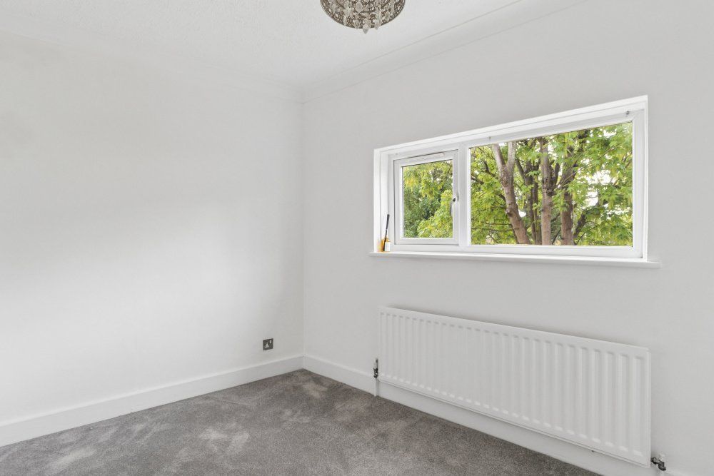 Additional image 7 of 3 bed detached house to rentPinewood Close, Gerrards Cross, Buckinghamshire SL9