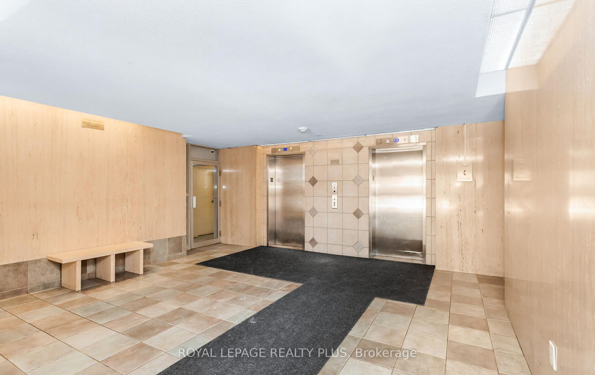 Additional image 4 of 1004-1 Four Winds Drive, Toronto, ON, M3J 2T1