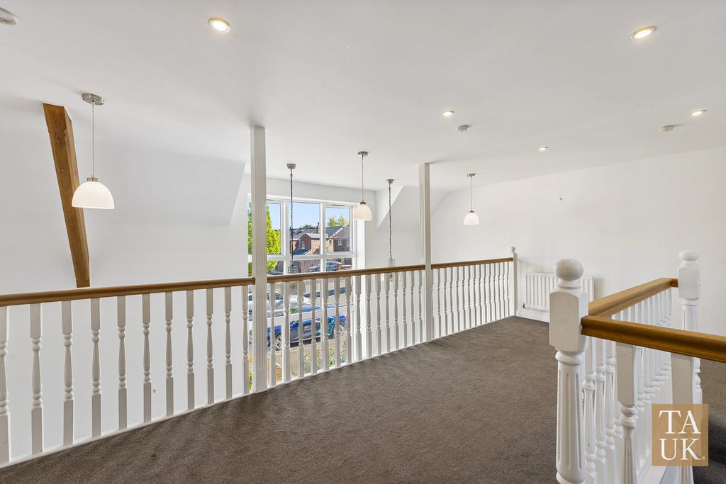 Additional image 12 of 3 bed flat for saleGrammar School Court, Ormskirk L39
