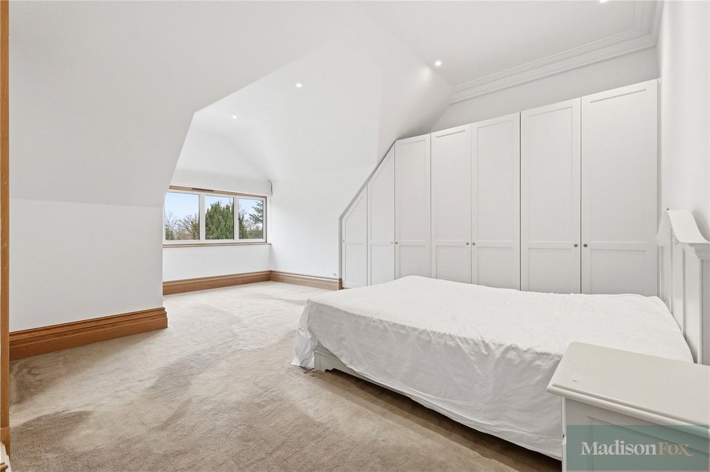 Additional image 64 of 8 bed detached house for saleStradbroke Drive, Chigwell, Essex IG7