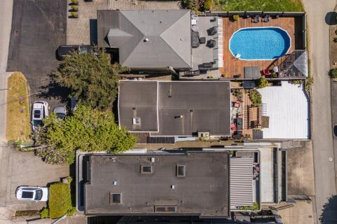 Additional image 8 of 15556 Columbia Avenue, White Rock, BC, V4B 1K4