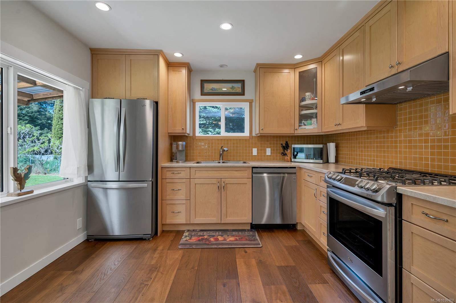 4800 Lewis Road, Campbell River, BC, V9H 1C4 photo 4