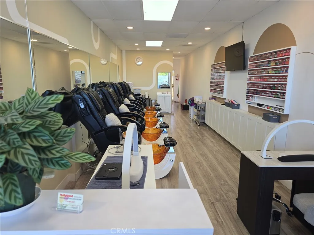 Additional image 4 of 2168 W Broadway, Anaheim, CA 92804