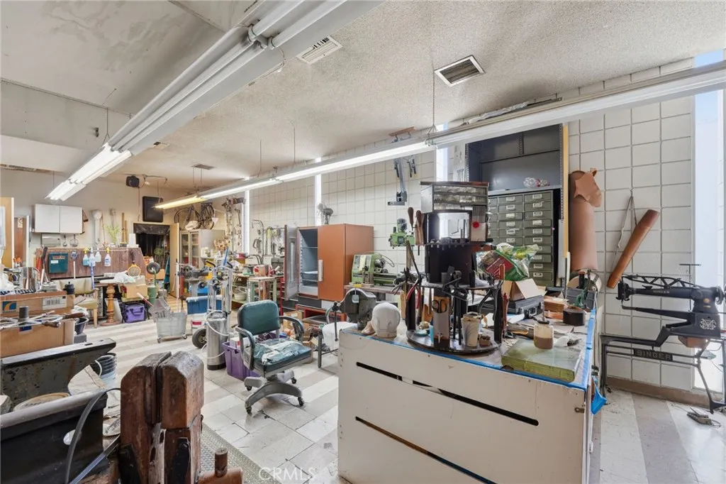 Additional image 97 of 2268 N. Long Beach Blvd, Long Beach, CA 90806
