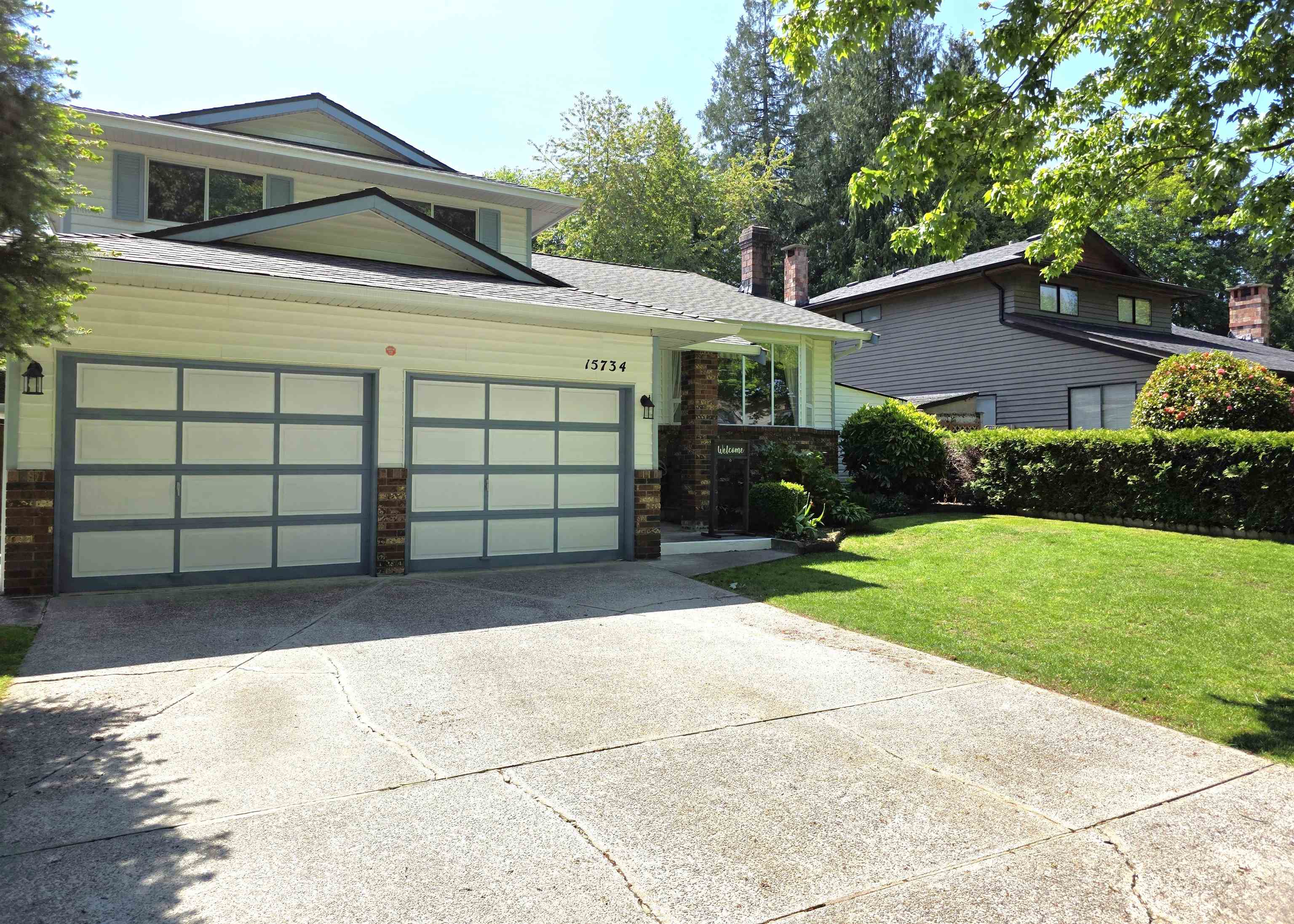 15734 97a Avenue, Surrey, BC, V4N 2V1