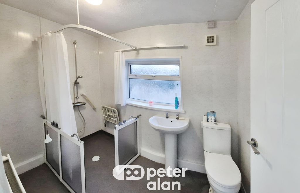 Additional image 12 of 3 bed property to rentPenrhiwtyn Street, Neath SA11