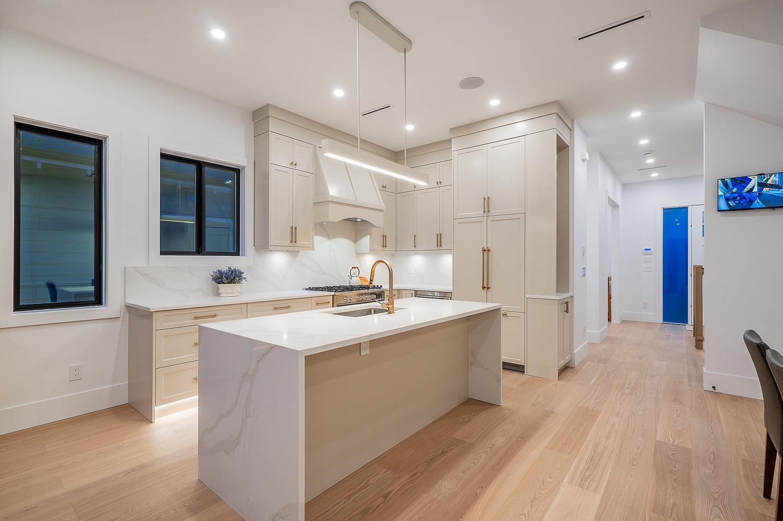 Additional image 6 of 2-4557 Parker Street, Burnaby, BC, V5C 3E1