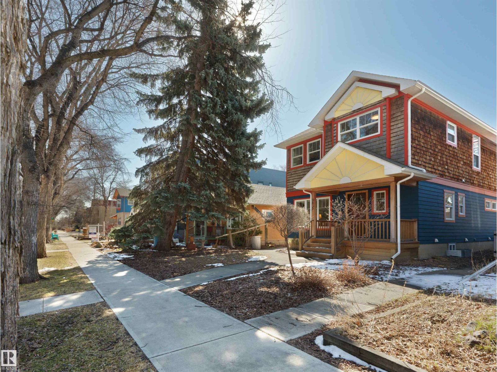 9815 90 Avenue NW, Edmonton, AB, T6E2T2