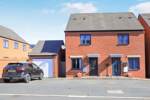 Rockford Place, Ettingshall, Wolverhampton WV2