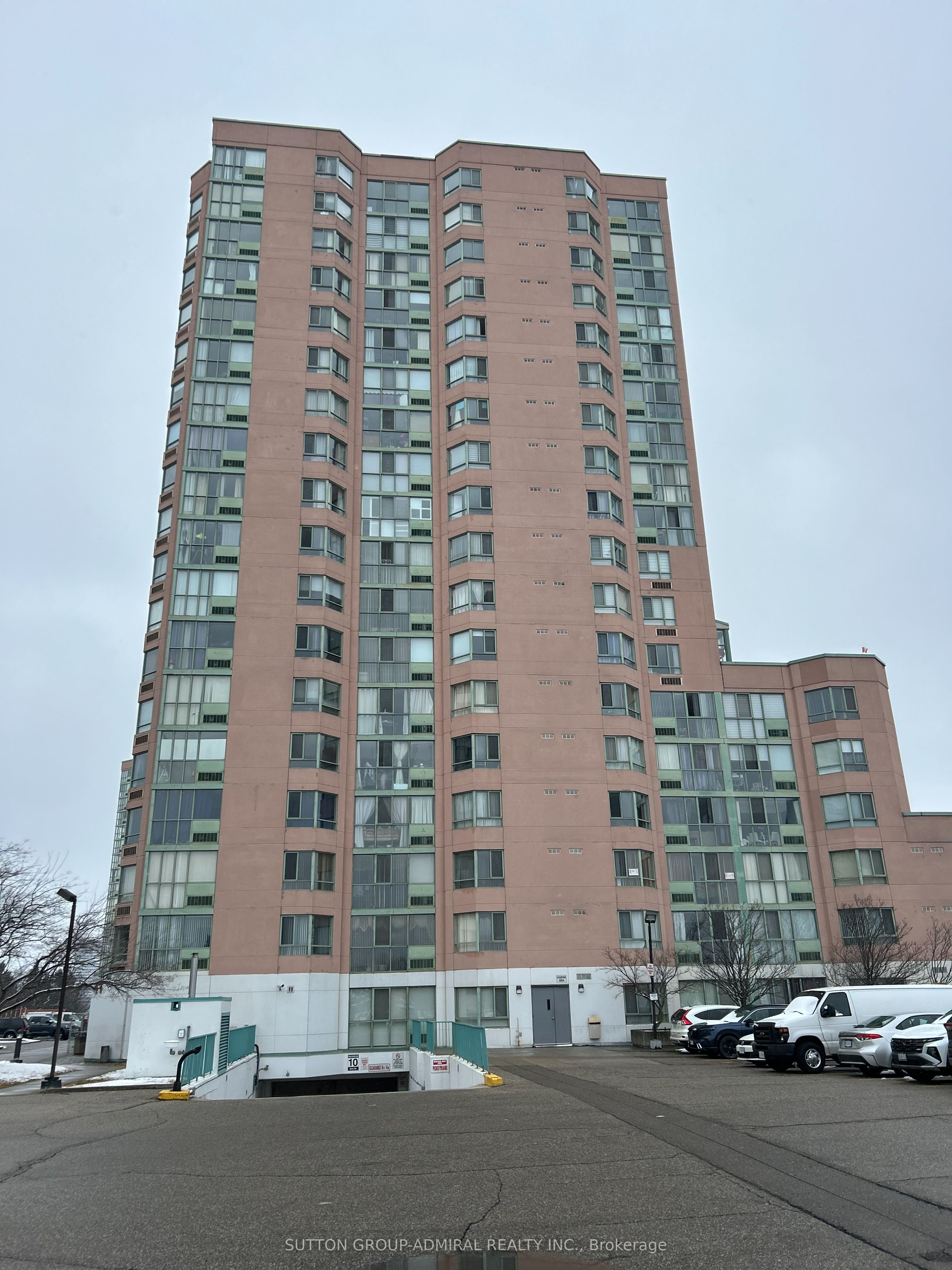 610-41 Markbrook Lane, Toronto, ON, M9V 5E6
