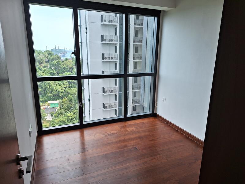 51 Normanton Park photo 3