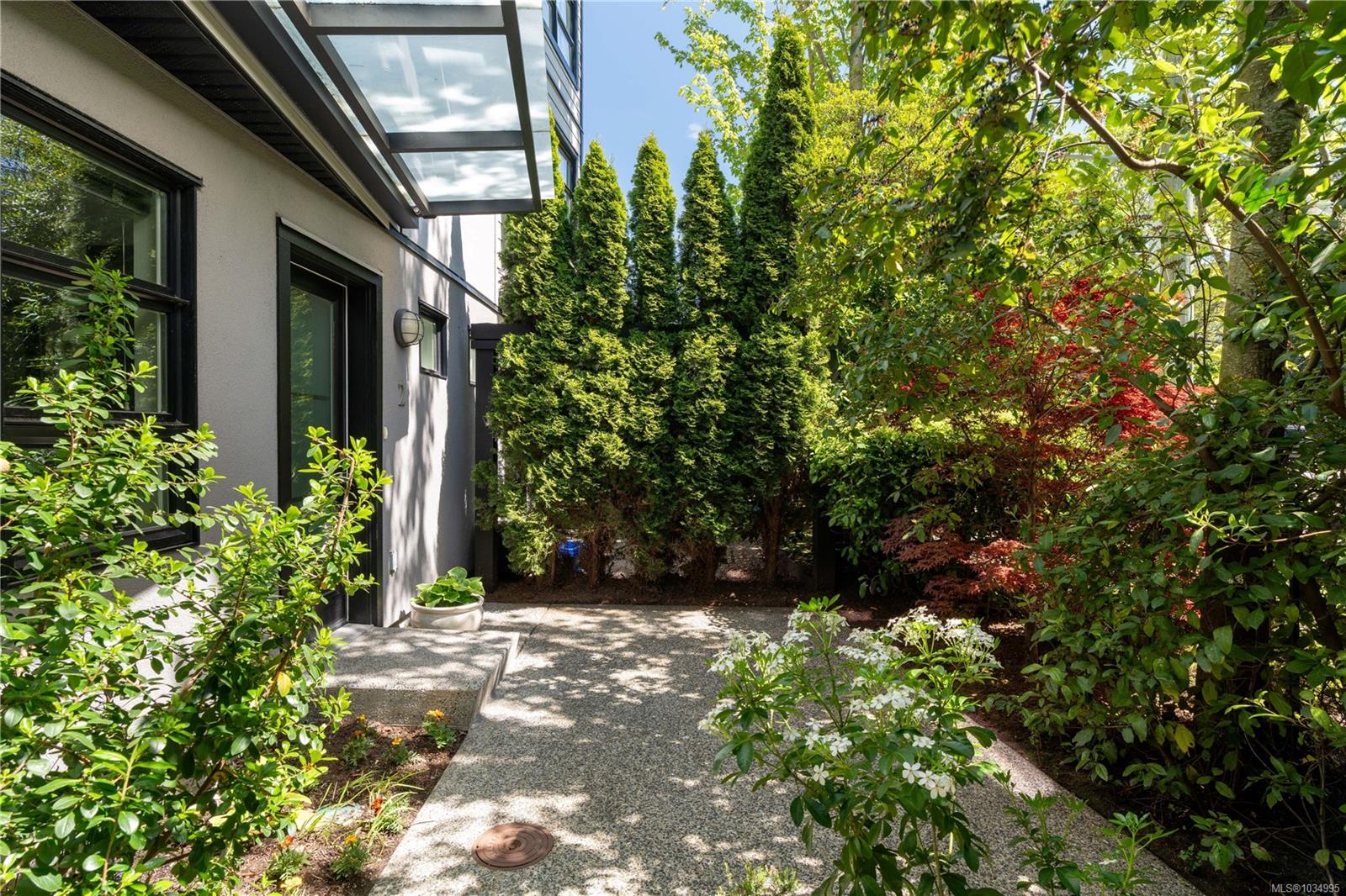 Additional image 4 of 2-1234 Johnson Street, Victoria, BC, V8V 3P1
