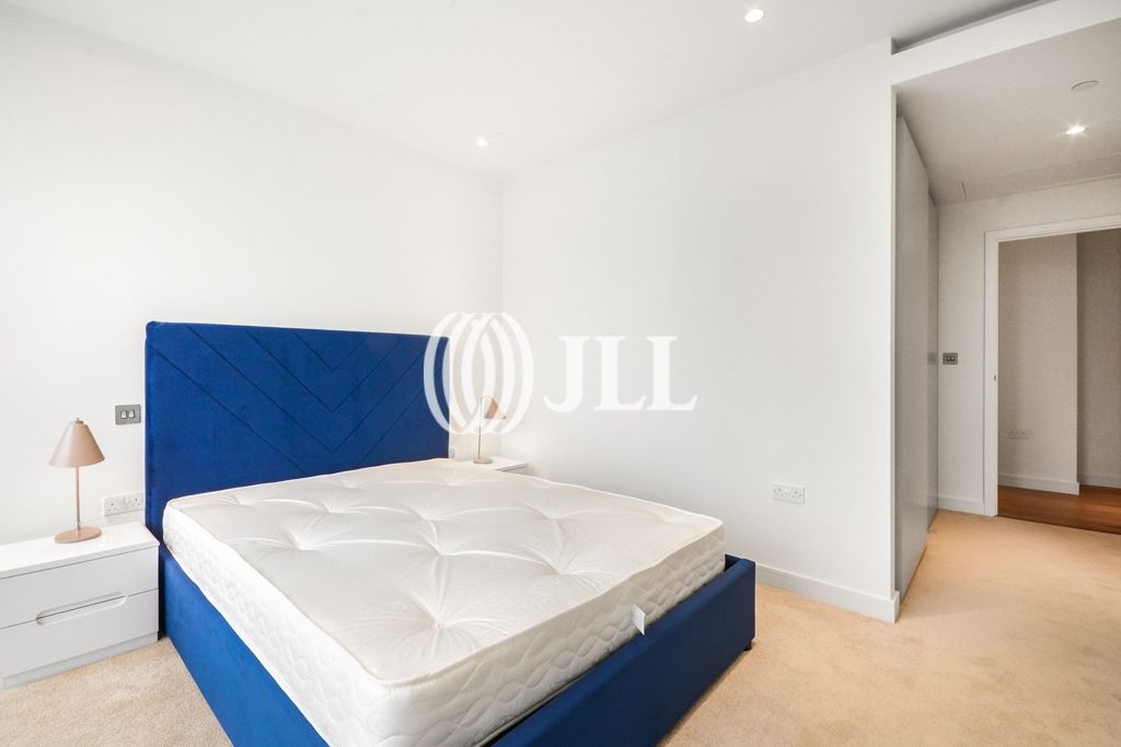 Additional image 11 of 2 bed flat to rentHampton Tower, Marsh Wall E14