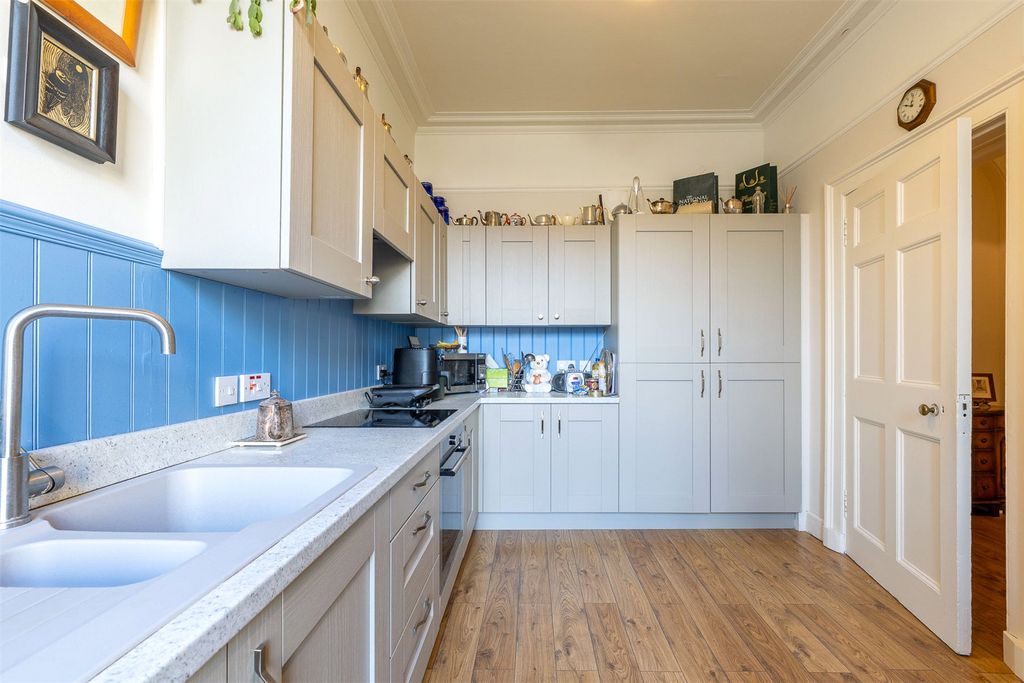 Additional image 9 of 3 bed flat for saleMarshall Place, Perth, Perth And Kinross PH2