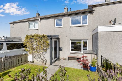 28 Marchbank Way, Balerno, Edinburgh EH14