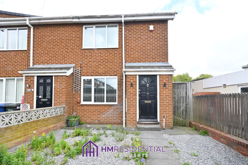 2 bed end terrace house to rentSouthway NE15