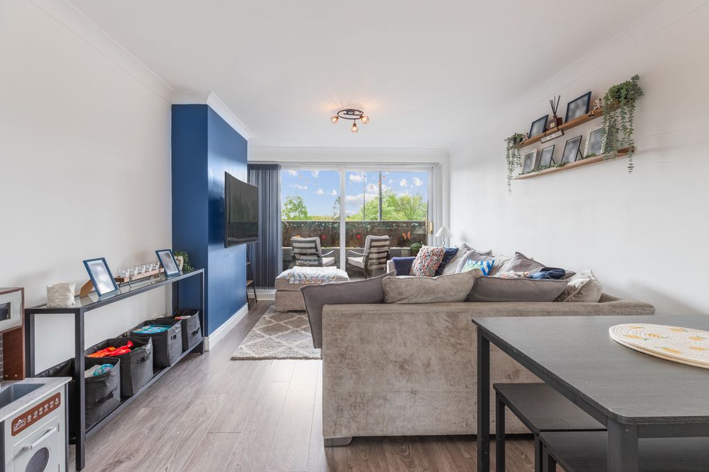 Additional image 11 of 2 bed flat for saleNairn Place, Clydebank G81