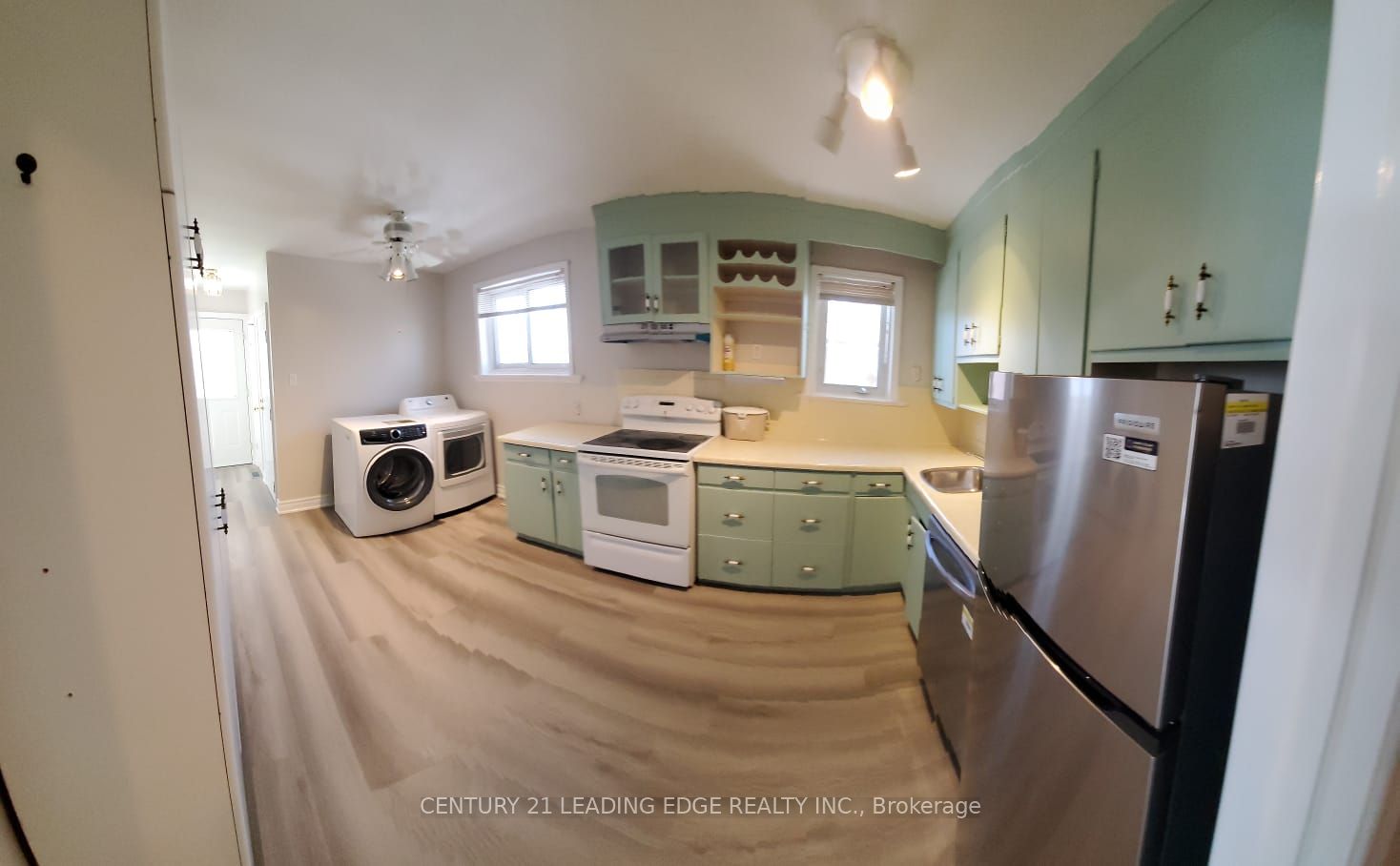 Additional image 5 of Main-607 Kent Street, Whitby, ON, L1N 4Y8