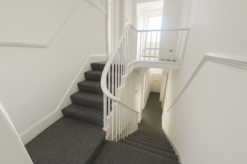 Additional image 8 of 3 bed terraced house for saleClifton Place, Plymouth, Devon PL4