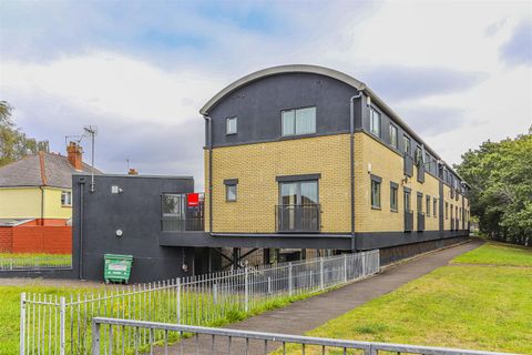 Radyr Place, Gabalfa CF14