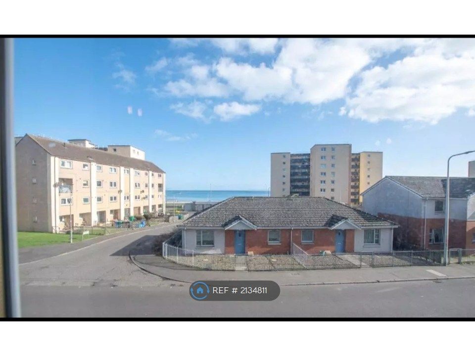 Additional image 2 of 3 bed flat to rentLinks St, Kirkcaldy KY1