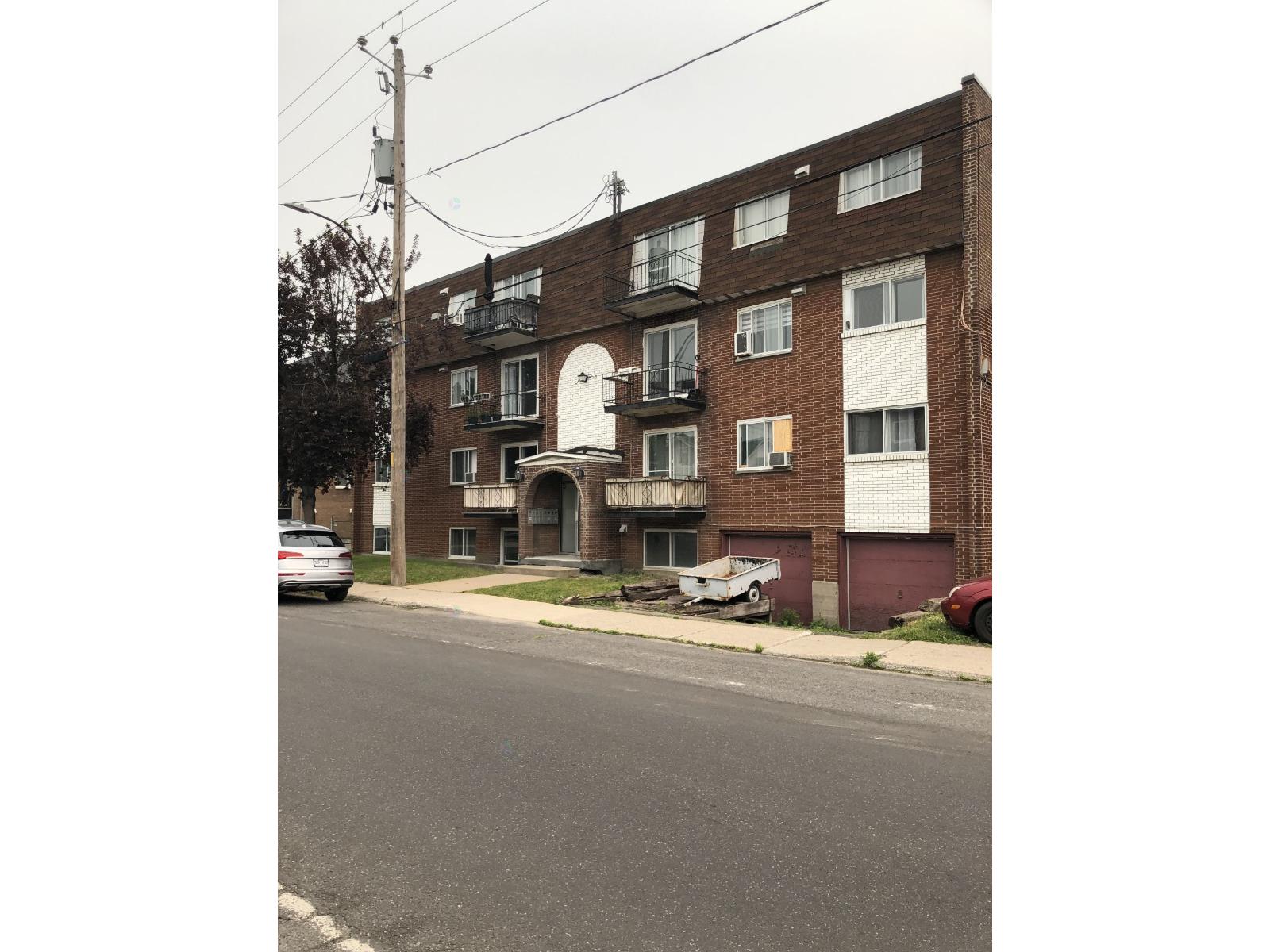 396 Boul. Curé-Poirier E.
