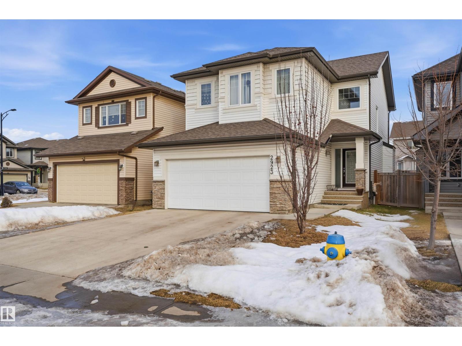 Additional image 2 of 2923 16 Street NW, Edmonton, AB, T6T0V8