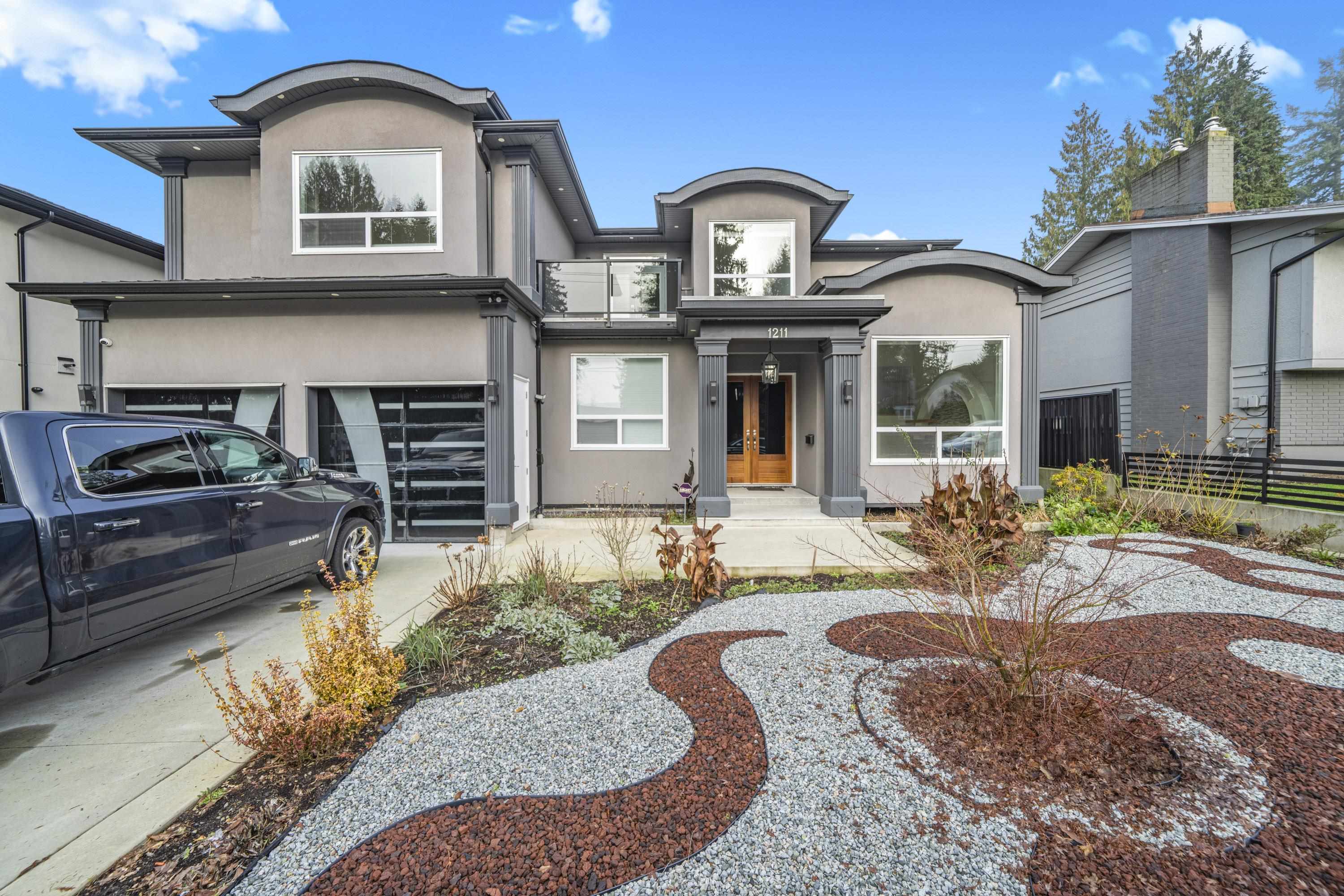 1211 Foster Avenue, Coquitlam, BC, V3J 2M8