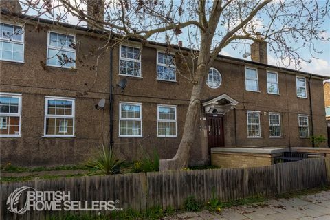 St. Gothard Road, London SE27